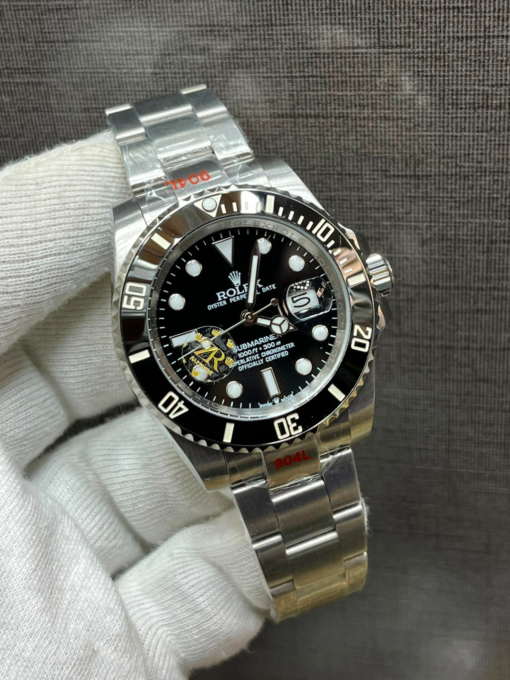 Rolex Submariner Automatic Date – Two-Tone Black & Gold Edition