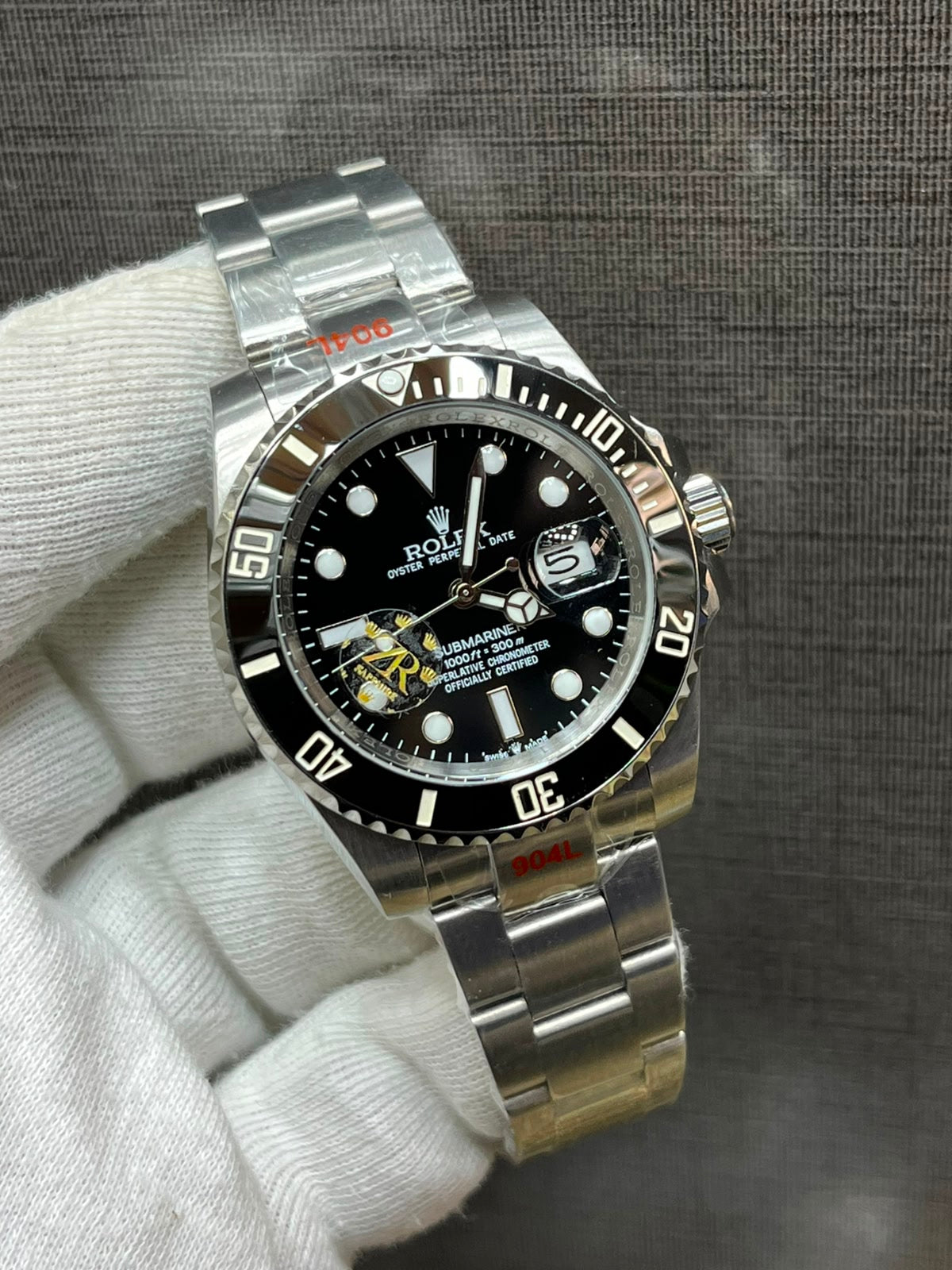 Rolex Submariner Automatic Date – Two-Tone Black & Gold Edition